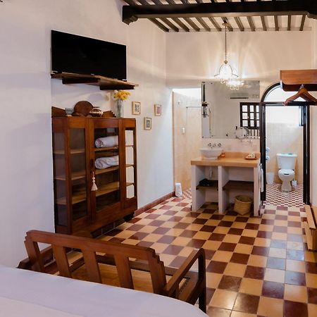Casa De Zari Bed & Breakfast Campeche Exterior photo
